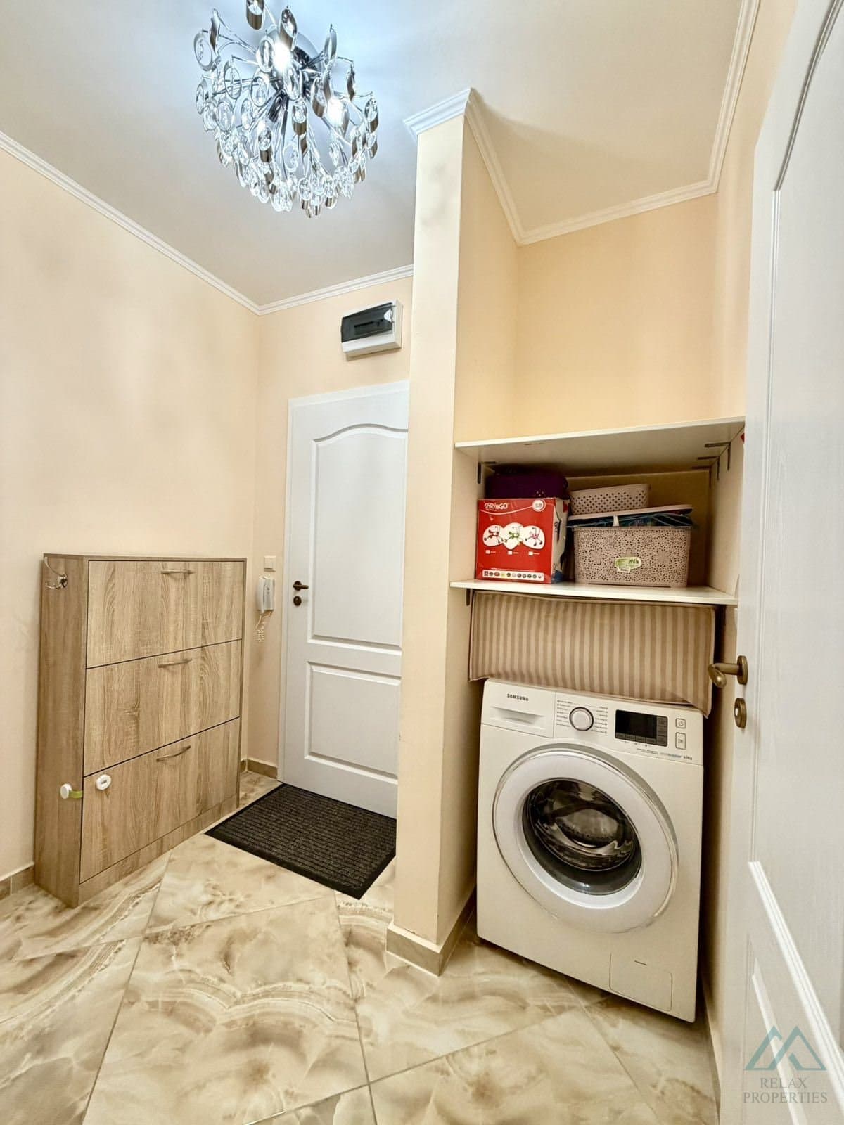 Luxusní apartmán 2+kk s garážovým stáním, Venera Palace, 350 m od moře, Slunečné pobřeží - foto 2