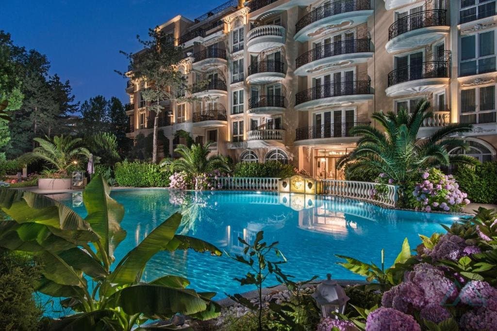 Luxusní apartmán 2+kk s garážovým stáním, Venera Palace, 350 m od moře, Slunečné pobřeží - foto 28