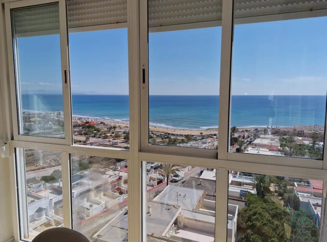 Apartmán s přímým výhledem na moře - La Mata, 150 m od pláže - foto 2