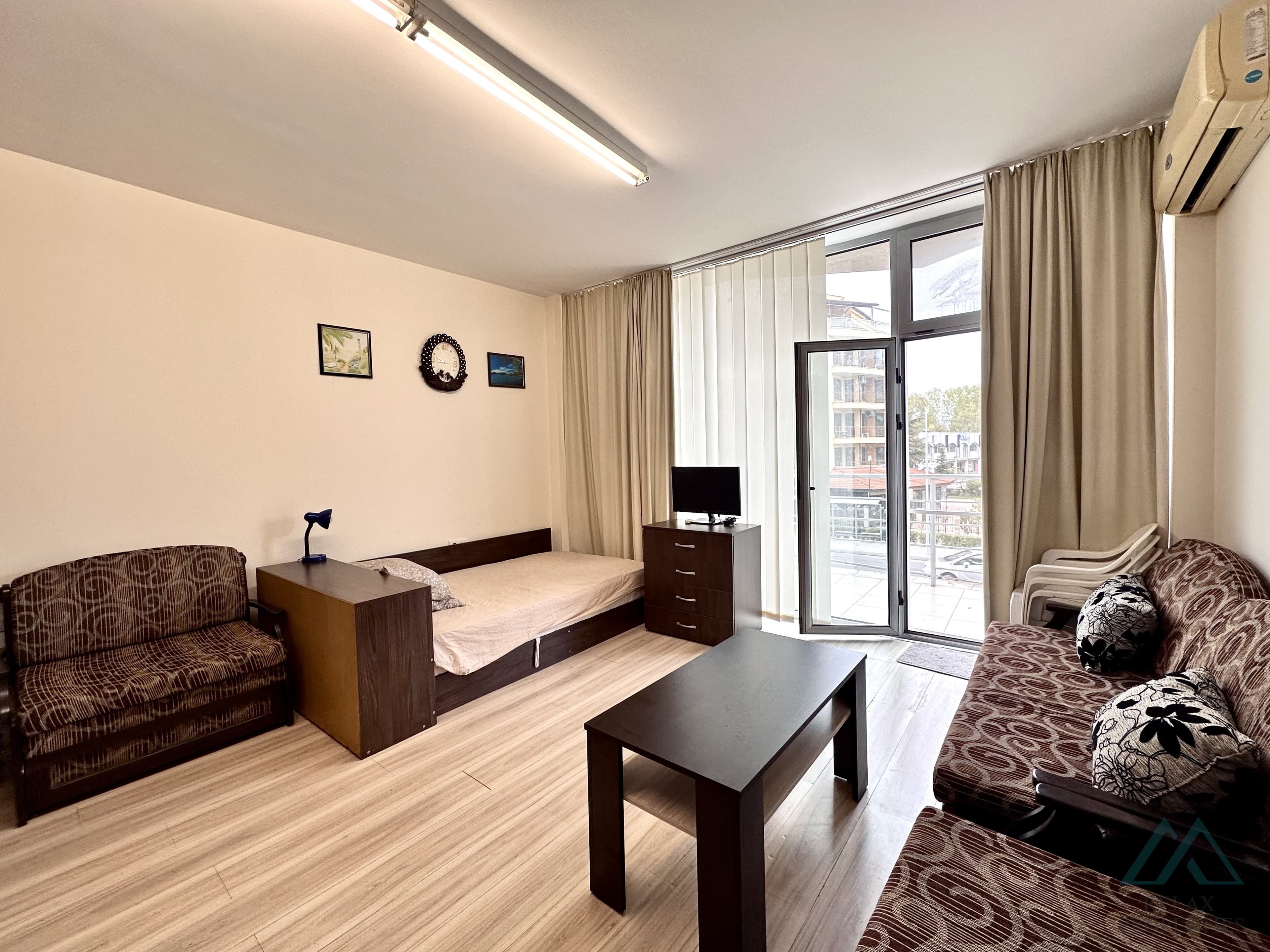 Na prodej zařízené studio, komplex Perla, Slunečné pobřeží, 300 m od pláže - foto 5