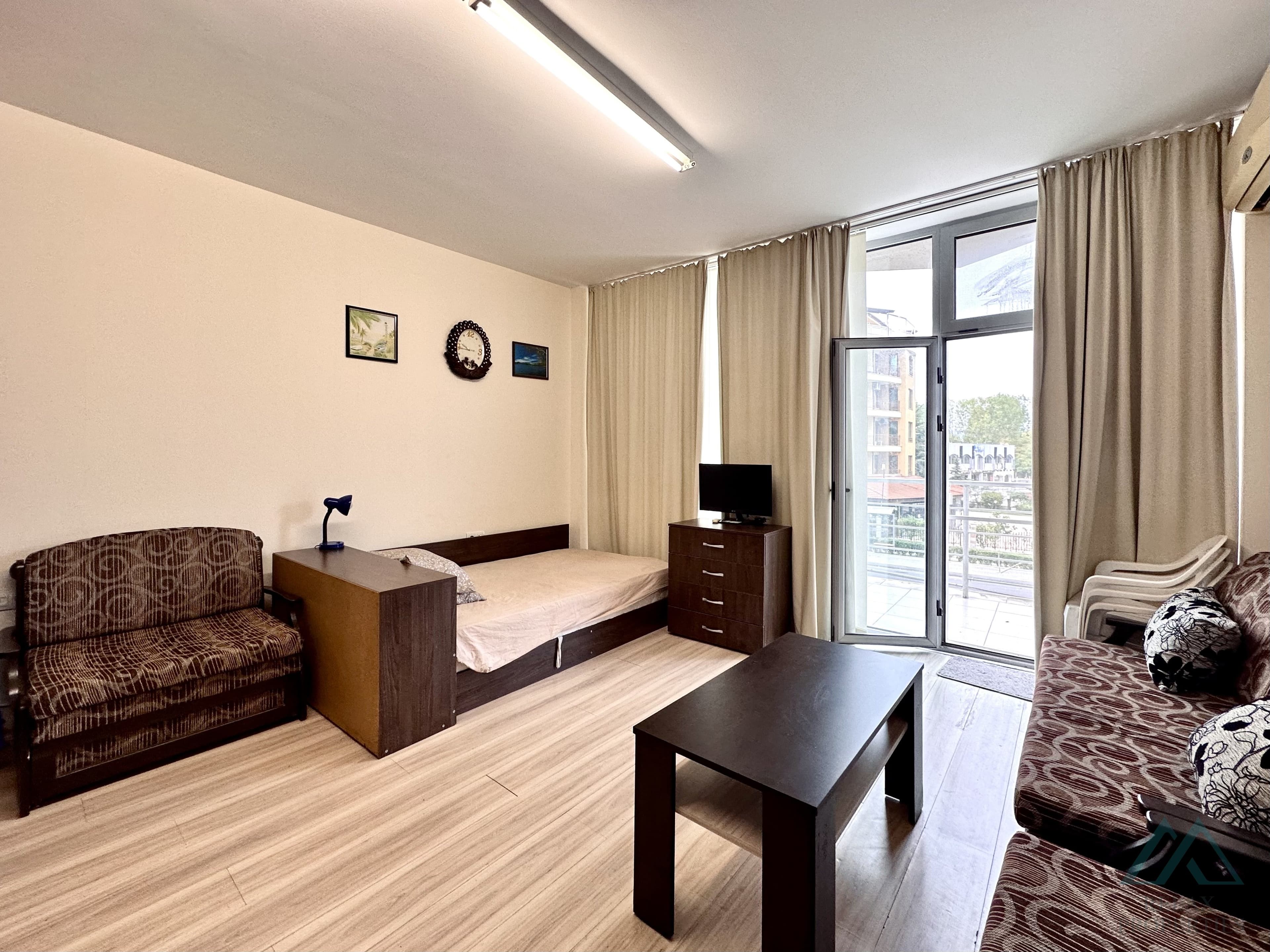 Na prodej zařízené studio, komplex Perla, Slunečné pobřeží, 300 m od pláže - foto 8