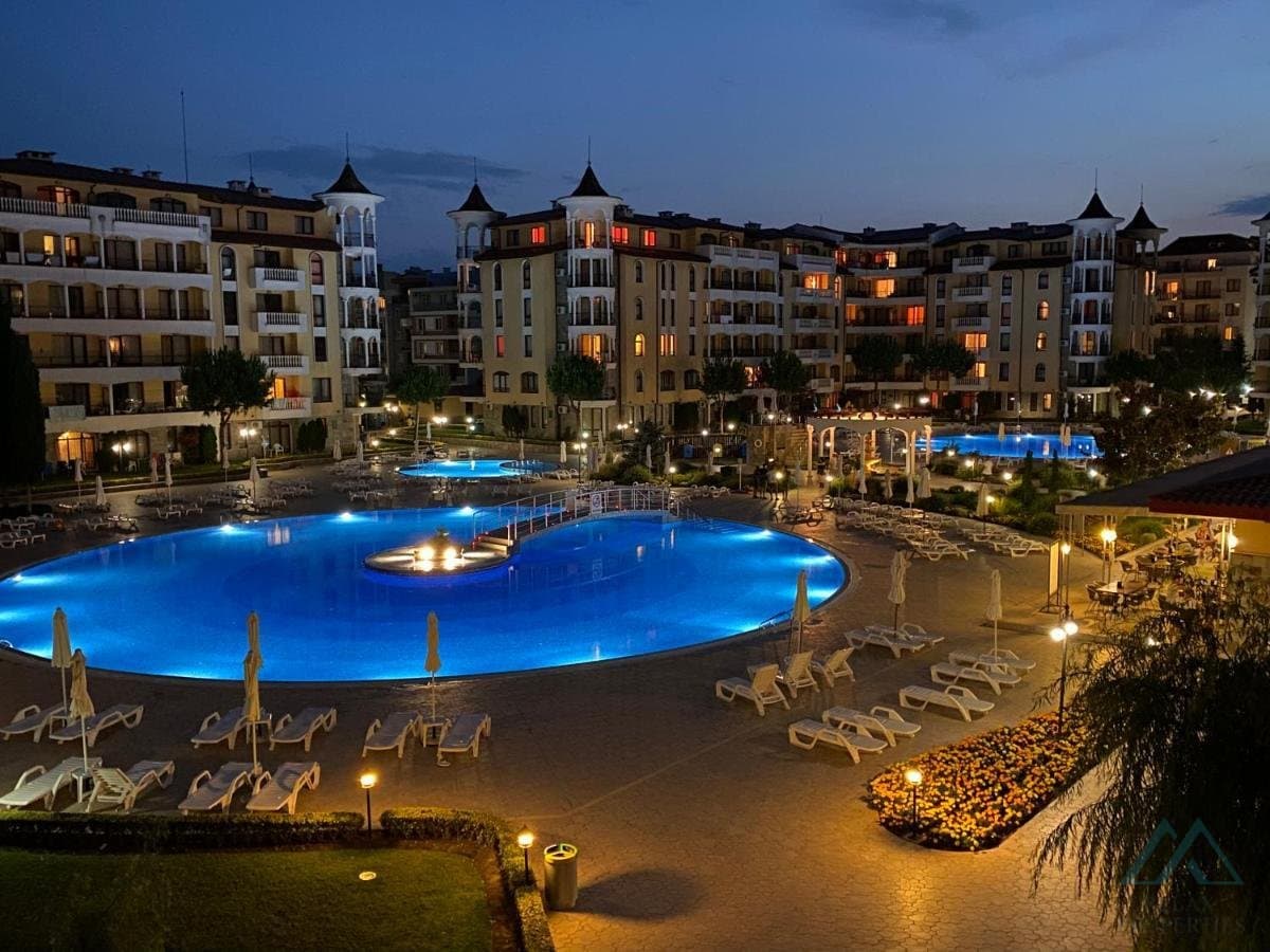 apartmán 2+kk v komplexu Royal Sun na Slunečném pobřeží, 300 m od pláže - foto 1