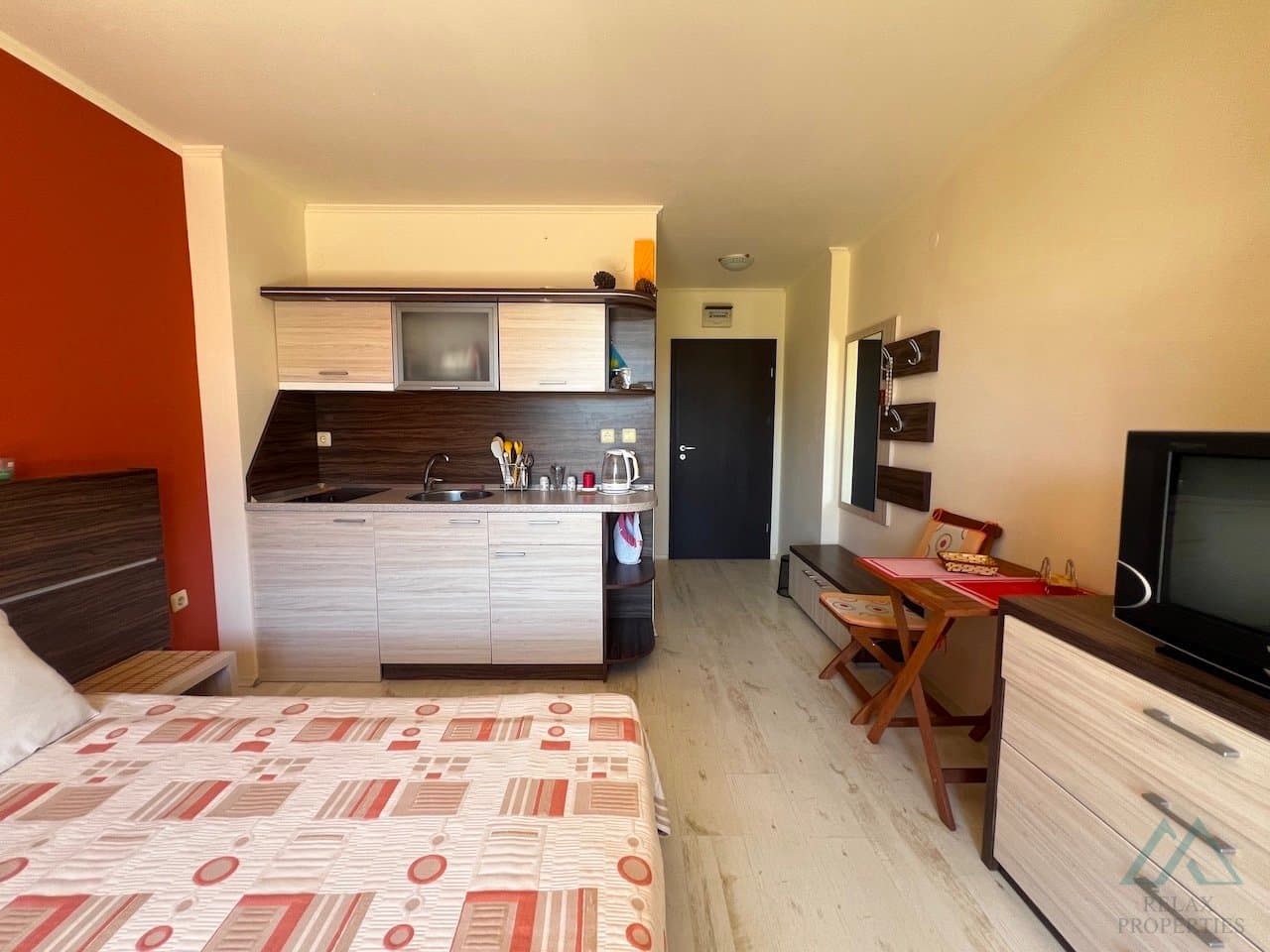 Skvělá cena! Apartmán v komplexu Aphrodite 2, 400 m od pláže, Slunečné pobřeží - foto 2