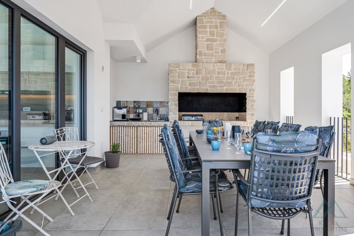 Luxusní moderní vila s bazénem a výhledem na moře - Primošten, Chorvatsko - foto 4