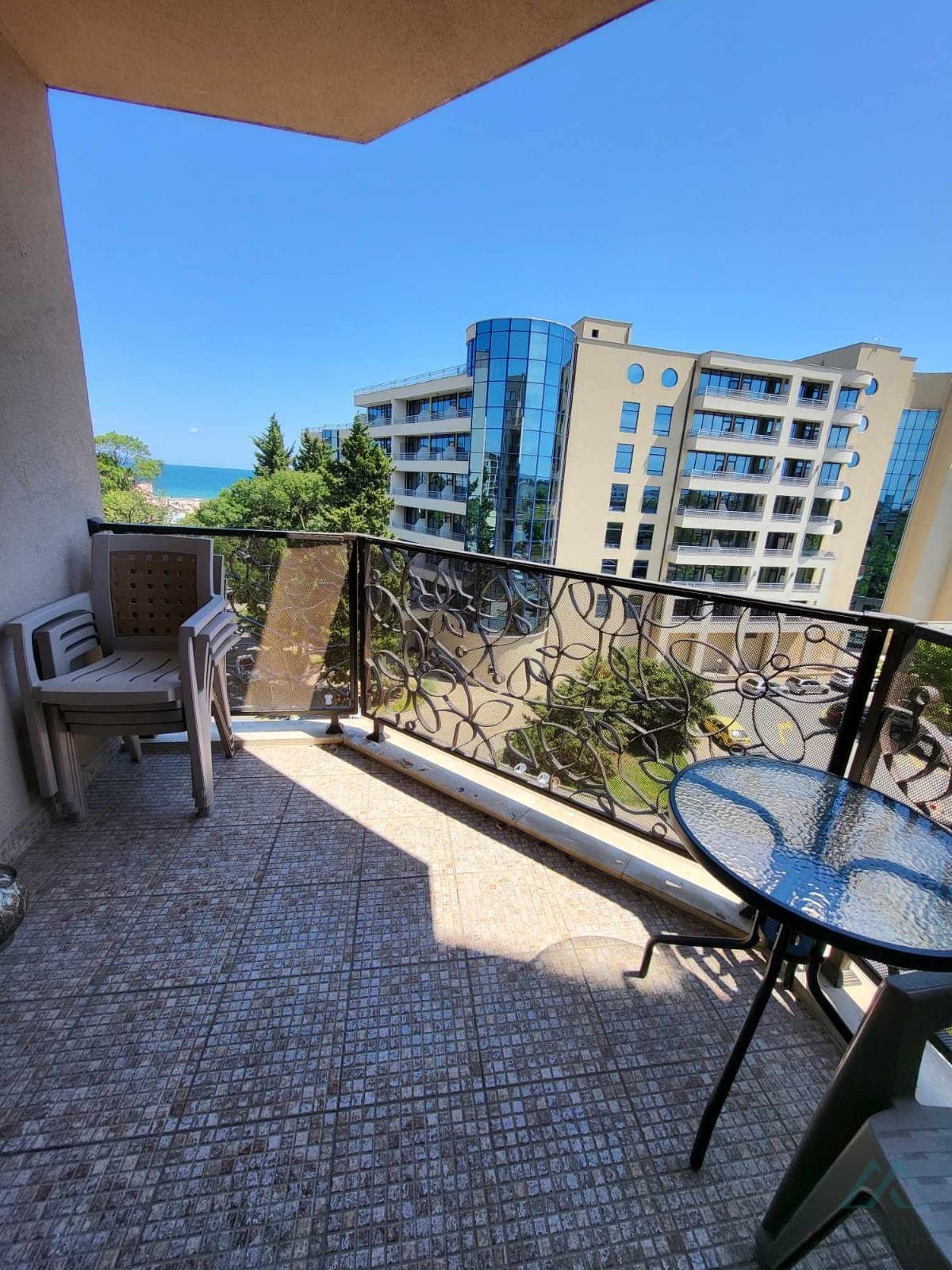 Luxusní apartmán 3+kk, terasou a bočním výhledem na moře, Barcelo Royal Beach, Slunečné pobřeží - foto 2