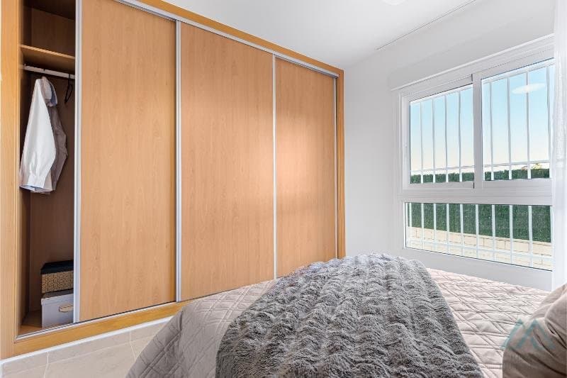 Nové apartmány Perla del Mar v Lomas Cabo Roig - moderní bydlení na pobřeží Costa Blanca - foto 38