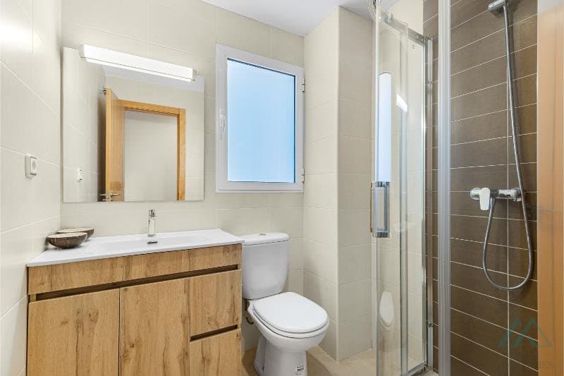 Nové apartmány Perla del Mar v Lomas Cabo Roig - moderní bydlení na pobřeží Costa Blanca - foto 40