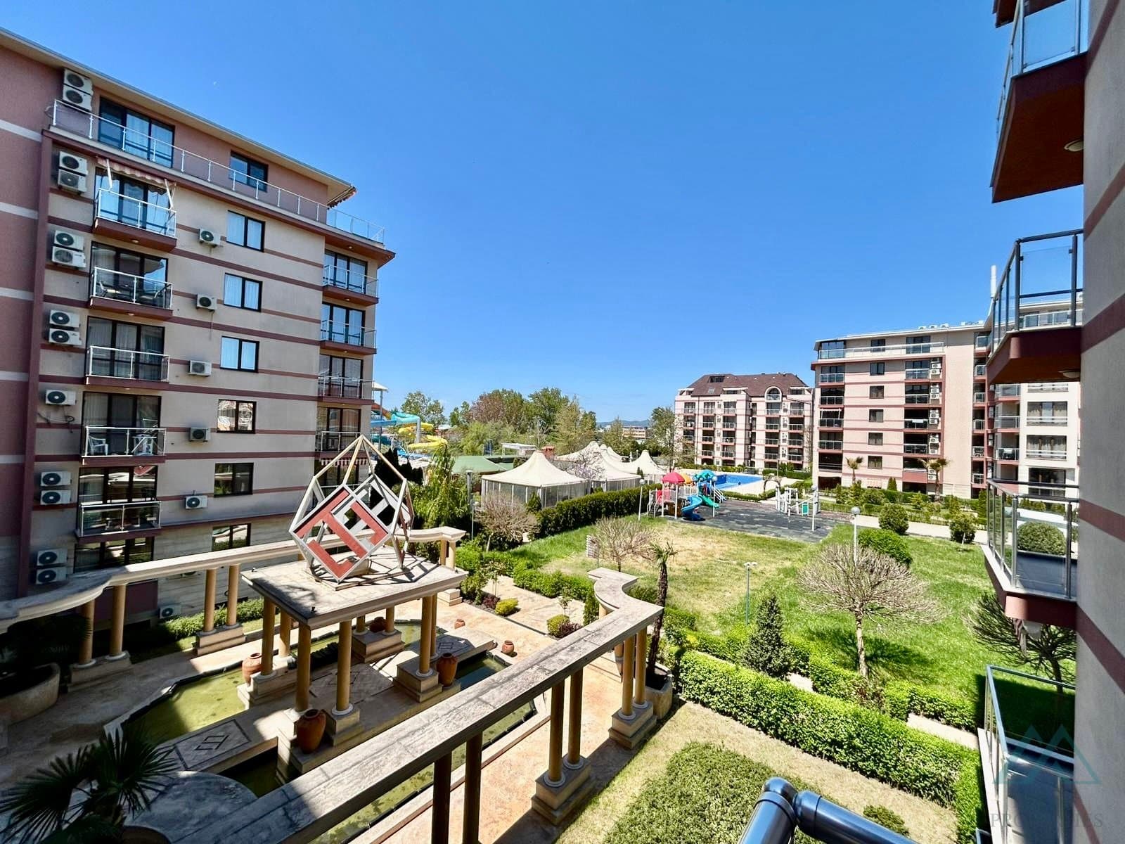 Skvělá cena! Apartmán s výhledem na bazén v Tarsis Club & SPA, Slunečné pobřeží - foto 19
