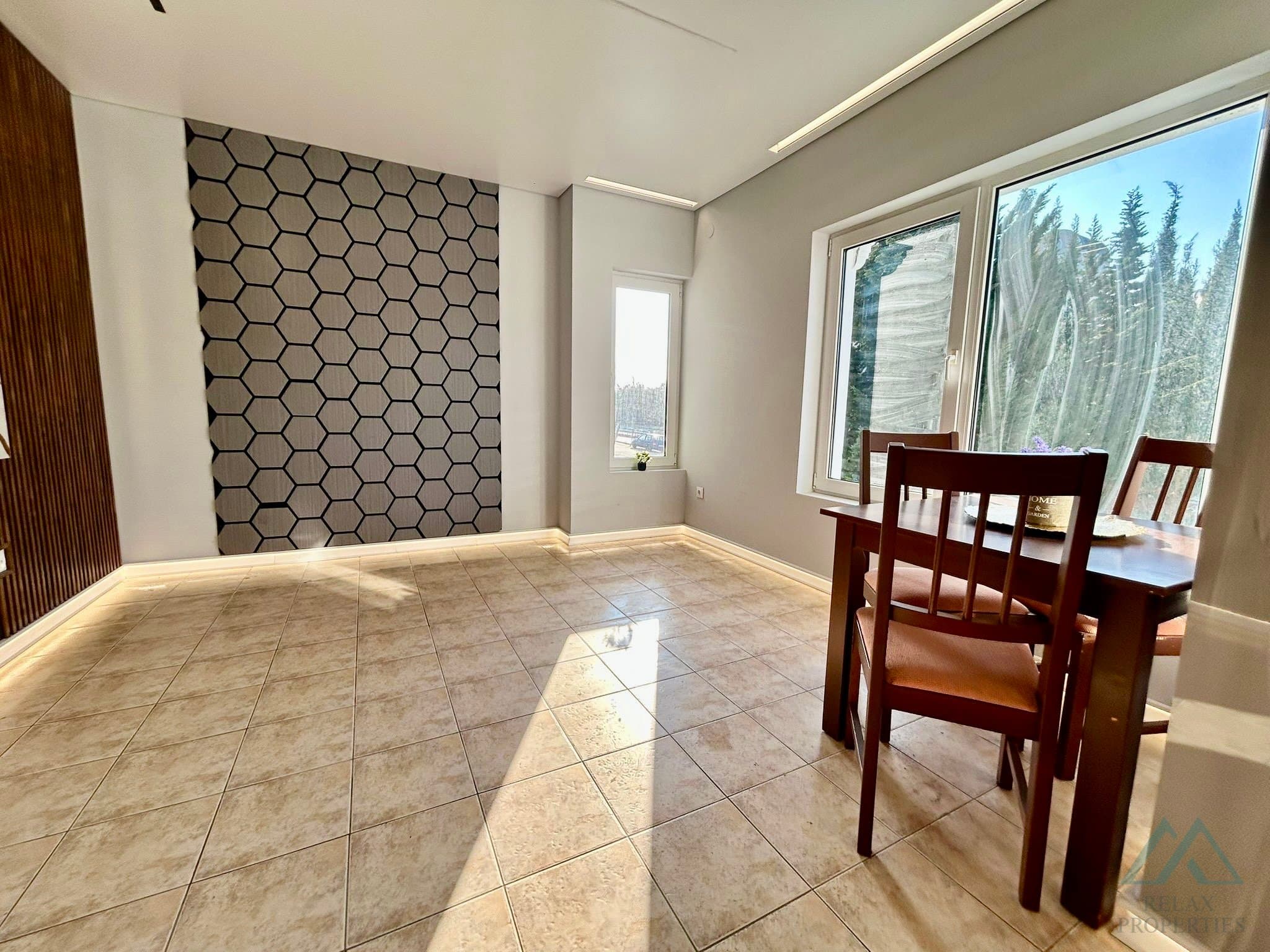 apartmán 2+kk s výhledem na bazén, 300 m od moře - Sveti Vlas - foto 7