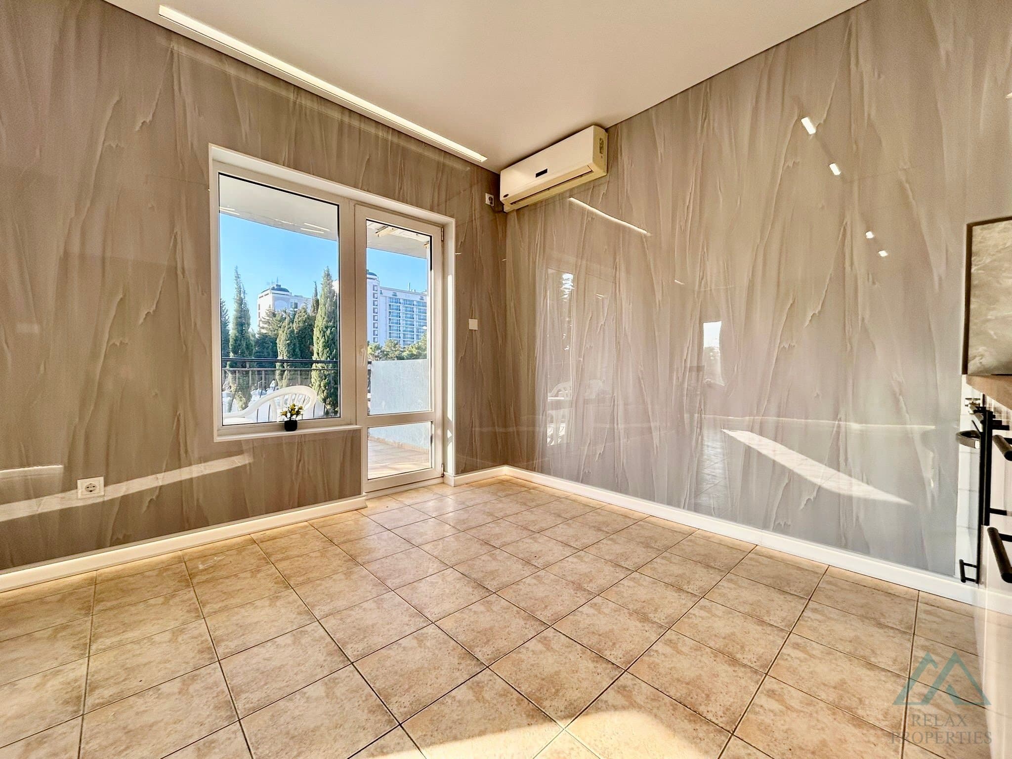 apartmán 2+kk s výhledem na bazén, 300 m od moře - Sveti Vlas - foto 13