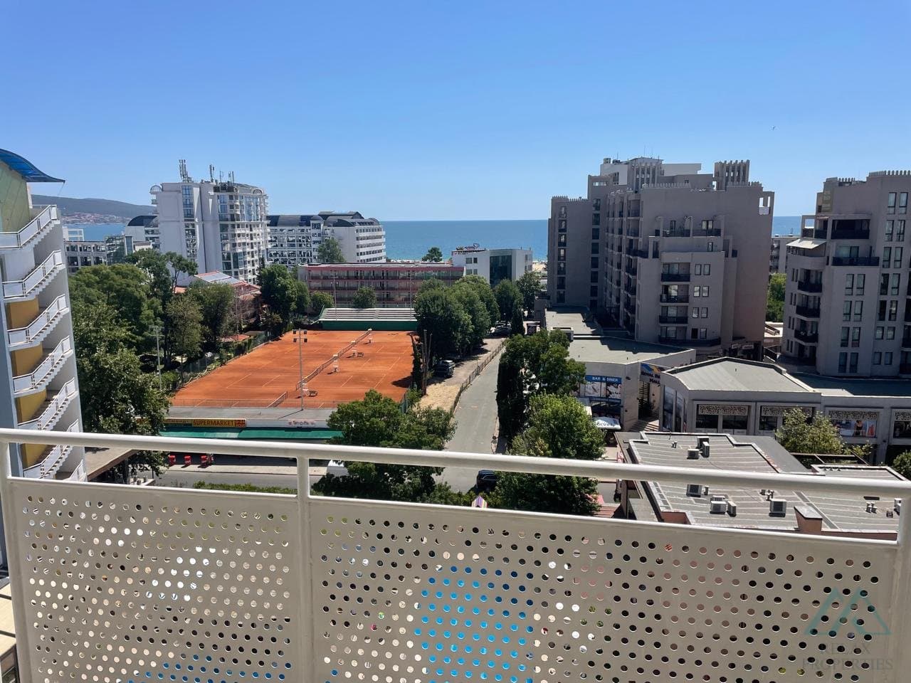 apartmán 2+kk s výhledem na moře, 200 m od pláže - Slunečné pobřeží - foto 9