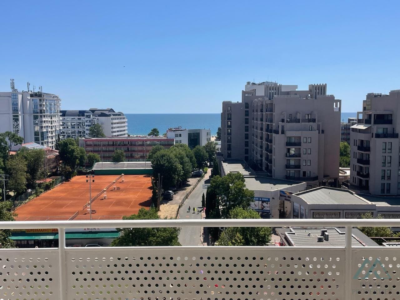 apartmán 2+kk s výhledem na moře, 200 m od pláže - Slunečné pobřeží - foto 2