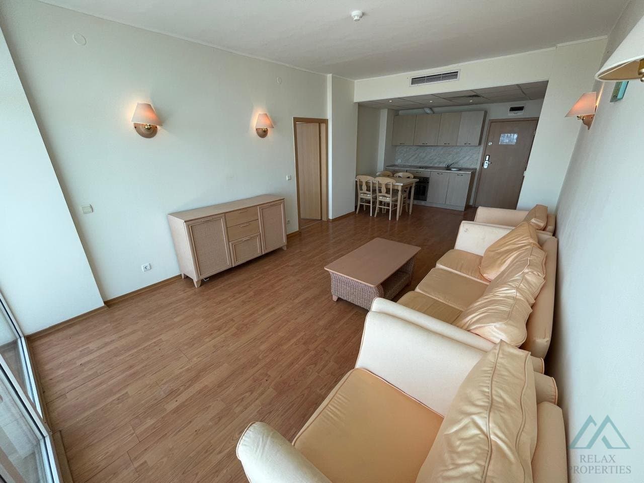 apartmán 2+kk s výhledem na moře, 200 m od pláže - Slunečné pobřeží - foto 10