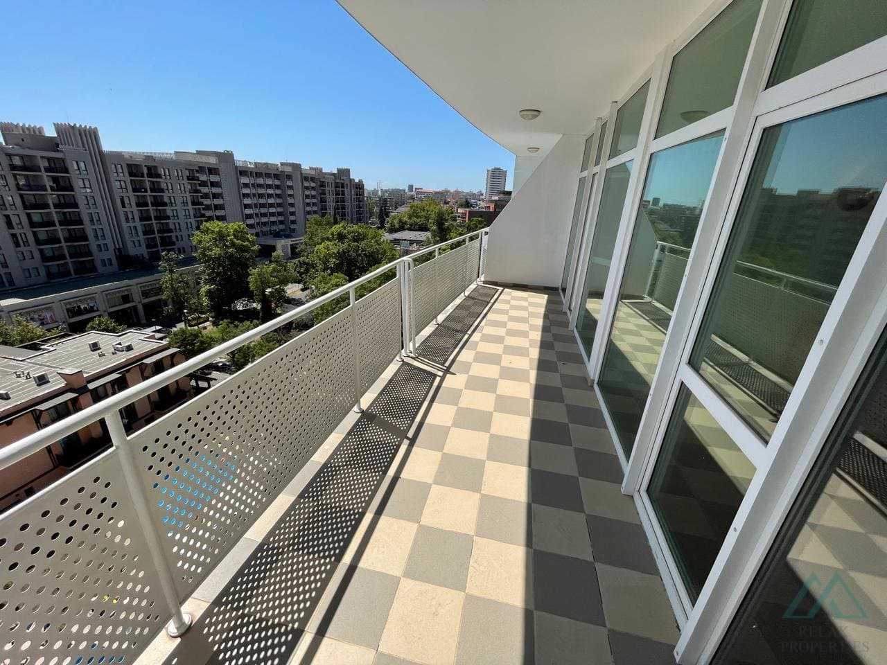 apartmán 2+kk s výhledem na moře, 200 m od pláže - Slunečné pobřeží - foto 14
