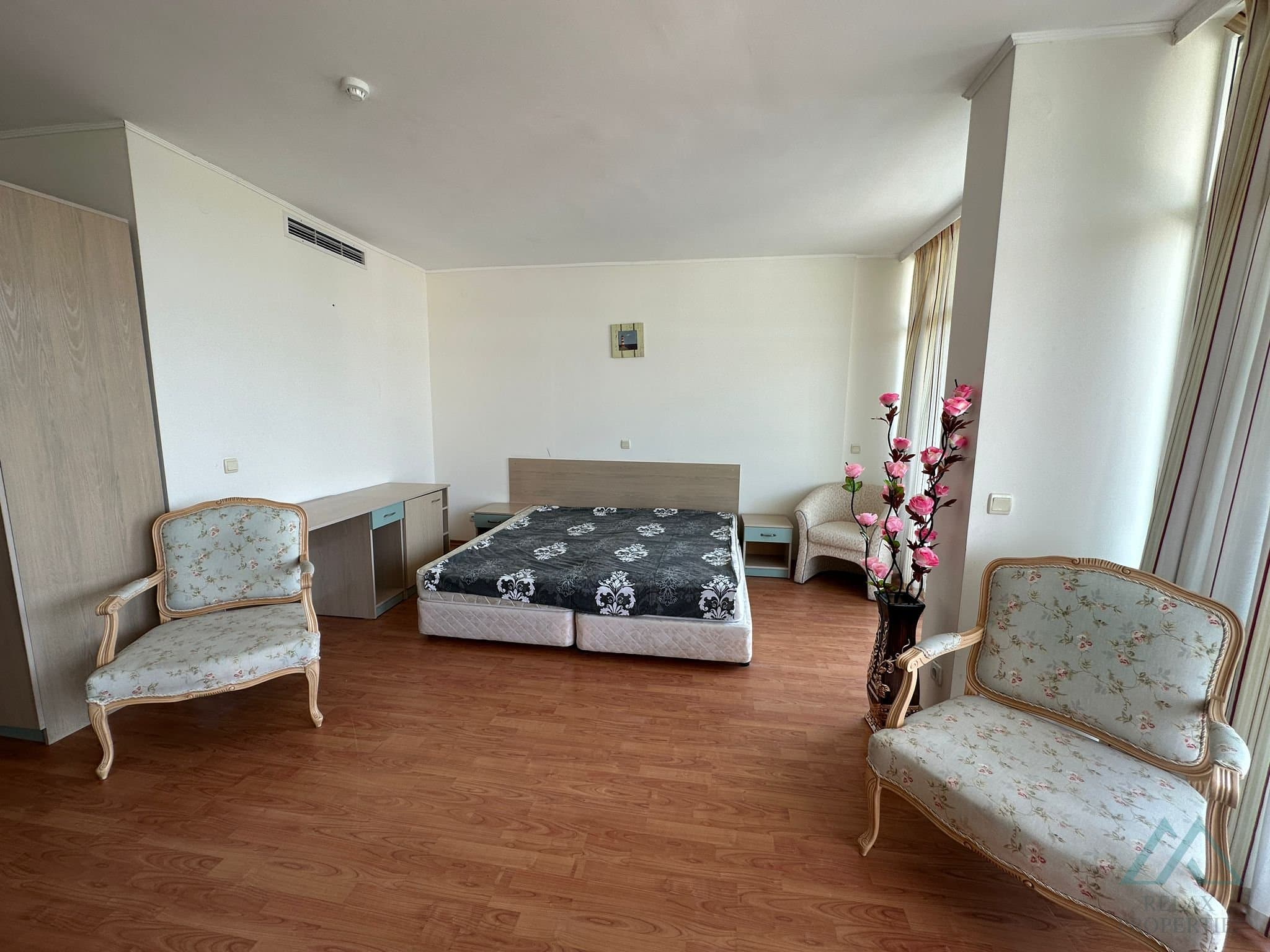 Apartmán s výhledem na moře a bazén, 200 m od pláže - Slunečné pobřeží - foto 12