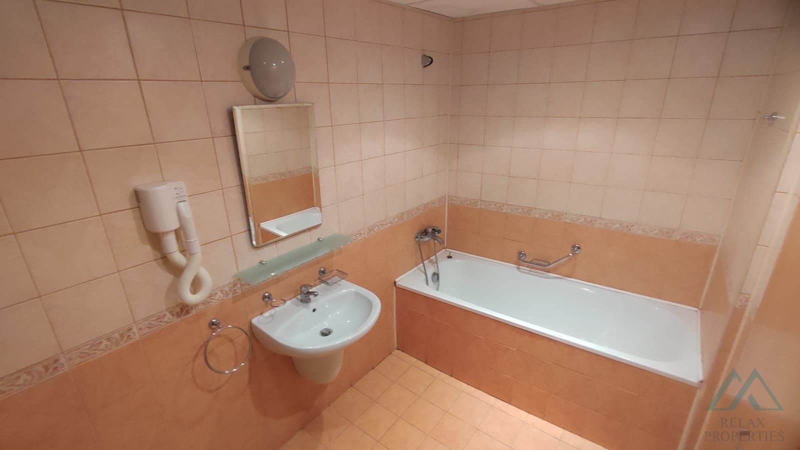Apartmán s výhledem na moře a bazén, 200 m od pláže - Slunečné pobřeží - foto 18