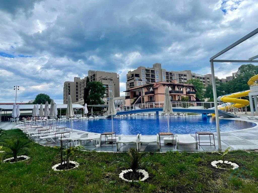 Apartmán s výhledem na moře a bazén, 200 m od pláže - Slunečné pobřeží - foto 30