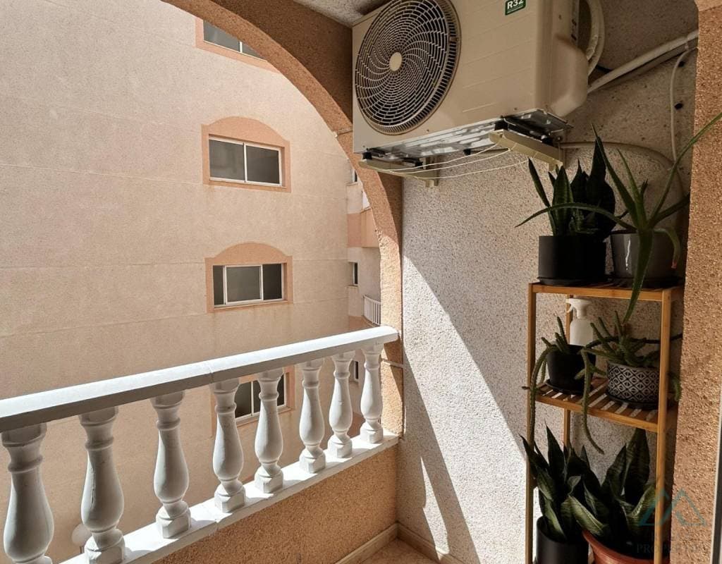 3+kk apartmán v samém srdci Torrevieje, Costa Blanca, Španělsko - foto 3