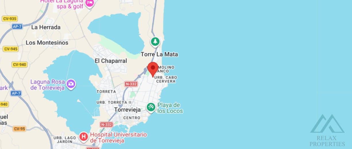 Apartmán se zasklenou terasou a výhledem na moře v komplexu Torresol, La Mata, Španělsko - foto 25