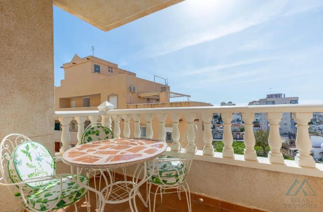 Atraktivní apartmán s výhledem v oblíbené lokalitě Nueva Torrevieja - foto 1