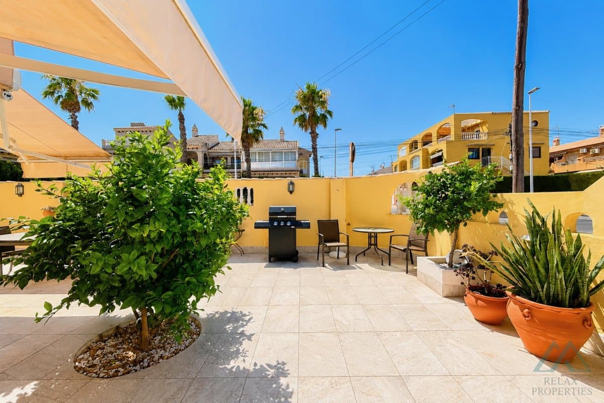 Apartmán s velkou zahradou – La Rosaleda, Torrevieja - foto 3