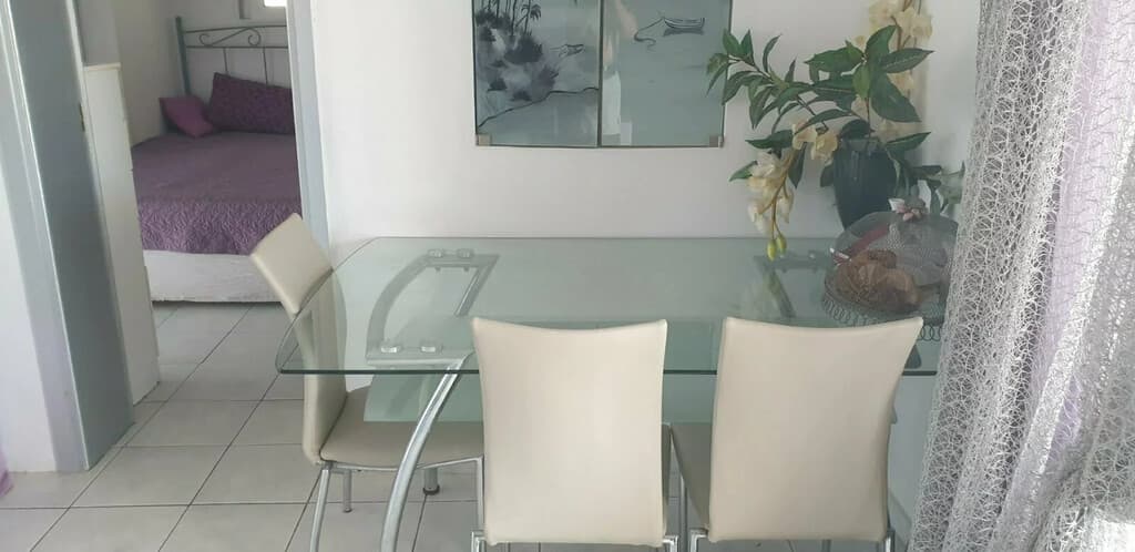 Apartmán s velkou terasou ve známém letovisku Loutraki na Peloponésu - foto 5