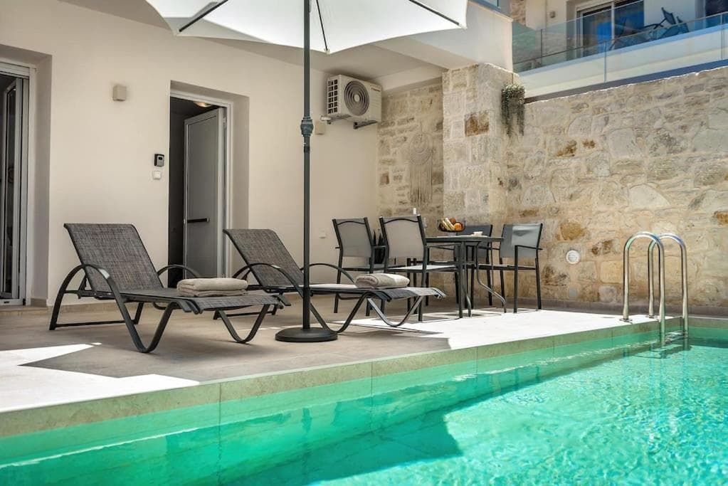 Moderní dvoupodlažní vila s vlastním bazénem, Panormos, Kréta – pouze 120 m od moře - foto 14