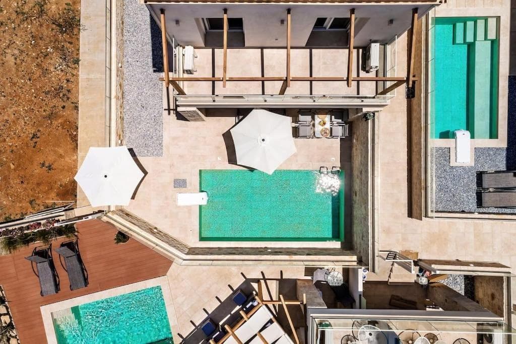 Moderní dvoupodlažní vila s vlastním bazénem, Panormos, Kréta – pouze 120 m od moře - foto 3